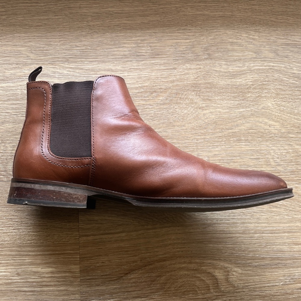 Men's Brown Leather Chelsea Boots